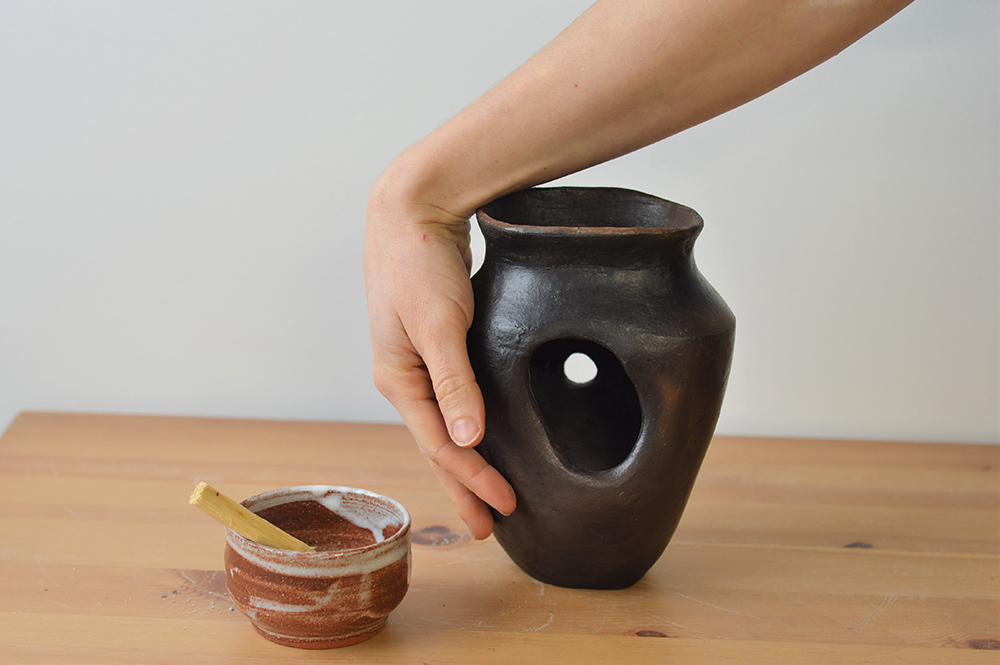 Art céramique grotte enfumée décoration