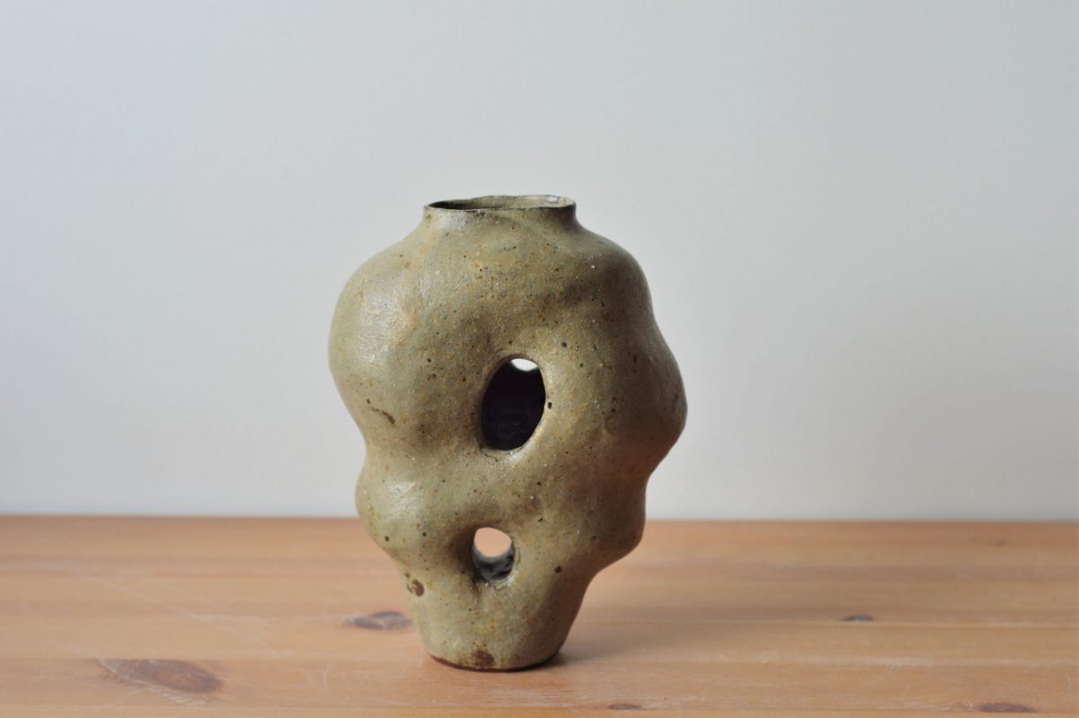 Grotte Rauks - Ventre - Margaux Ceramics