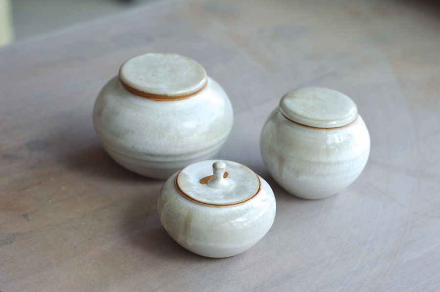 Boite 1 - Margaux Ceramics - Fracas - atelier de poterie à Lorient - librairie atelier de céramique 3