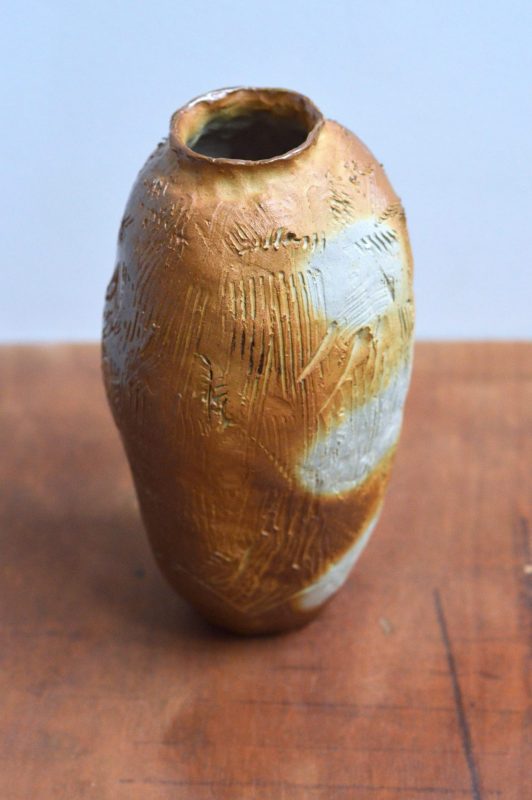 Yakishime vase griffe pieces cuisson Anagama 2023 sombres Margaux Ceramcis 7