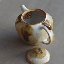 assiette plate creuse dessert mug tasse viperine tulpen tour a pied stardust Margaux Ceramics 80