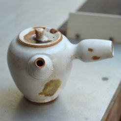 margaux ceramic theiere blanche anse laterale 12 4