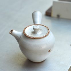 margaux ceramic theiere blanche anse laterale 4 4