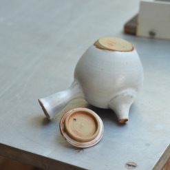margaux ceramic theiere blanche anse laterale 5 6