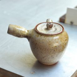 margaux ceramic theiere blanche anse laterale 7 2