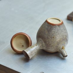 margaux ceramic theiere cendres anse laterale 6 6