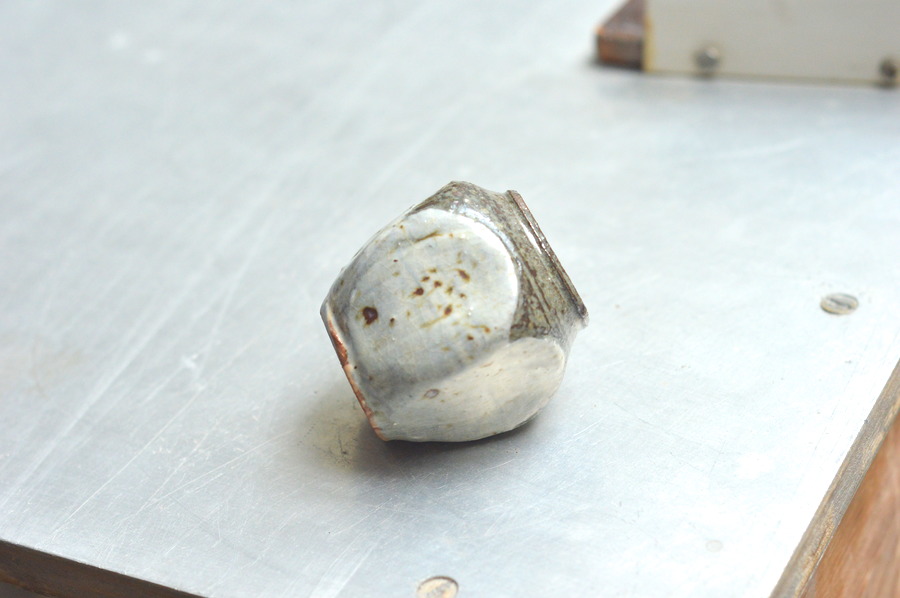 Petit vase à facette – Image 4